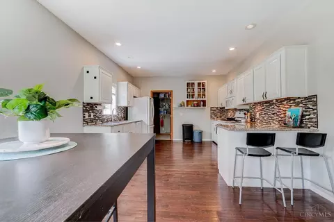 Kitchen - 3059 Hackberry St, Cincinnati, OH 45206 photo 1 of 7