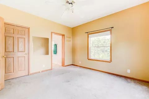 Bedroom - 3059 Hackberry St, Cincinnati, OH 45206 photo 2 of 7