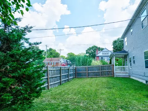Exterior - 3059 Hackberry St, Cincinnati, OH 45206 photo 6 of 6