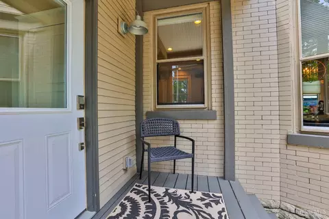 Exterior - 3615 Shaw Ave, Cincinnati, OH 45208 photo 9 of 17