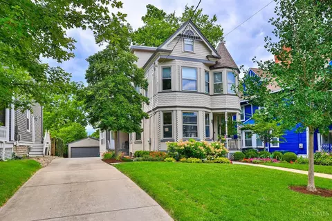 Exterior - 3615 Shaw Ave, Cincinnati, OH 45208 photo 2 of 17