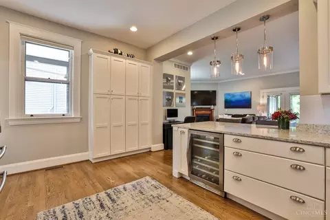 Kitchen - 3615 Shaw Ave, Cincinnati, OH 45208 photo 5 of 5
