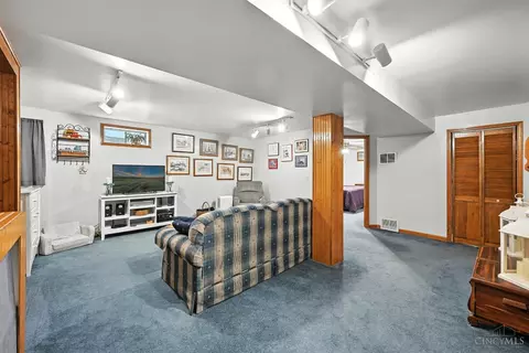 229 Bernard Ave, Reading, OH 45215 photo 24