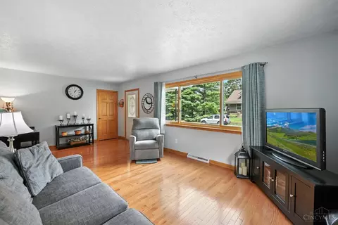 229 Bernard Ave, Reading, OH 45215 photo 5