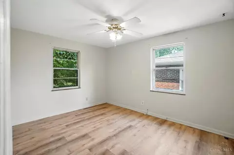 185 E Crest Dr, Reading, OH 45215 photo 15