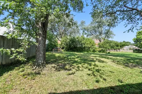 185 E Crest Dr, Reading, OH 45215 photo 39