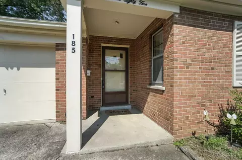 185 E Crest Dr, Reading, OH 45215 photo 3