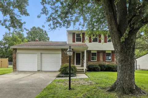 1244 Village Glen Dr, Batavia, OH 45103