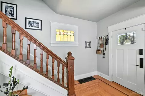 Entry Way - 3787 Ferdinand Pl, Cincinnati, OH 45209 photo 1 of 2