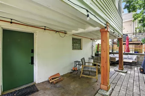 Exterior - 3787 Ferdinand Pl, Cincinnati, OH 45209 photo 6 of 9