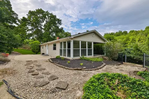 6123 Sheed Rd, Cincinnati, OH 45247