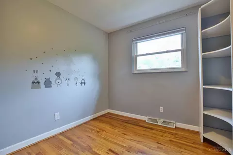 6123 Sheed Rd, Cincinnati, OH 45247 photo 18