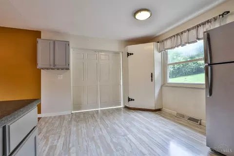 6123 Sheed Rd, Cincinnati, OH 45247 photo 27