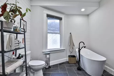 2238 Maplewood Ave, Cincinnati, OH 45219 photo 23