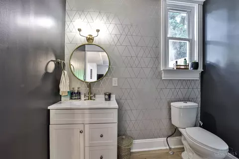 2238 Maplewood Ave, Cincinnati, OH 45219 photo 32