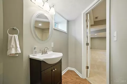 Bath - 5320 Man O War Dr, Morrow, OH 45152 photo 10 of 10