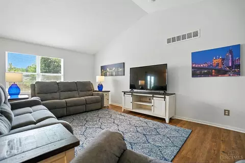 Living - 5320 Man O War Dr, Morrow, OH 45152 photo 2 of 4