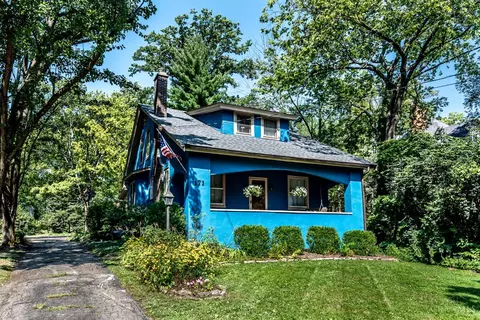 171 Burns Ave, Wyoming, OH 45215