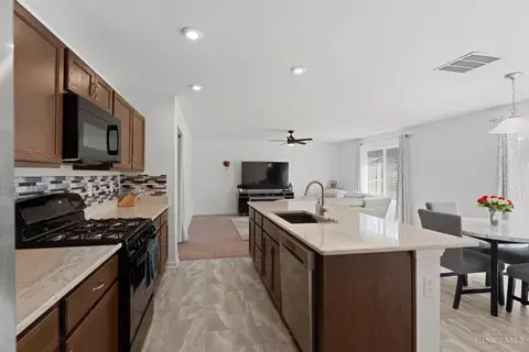 7873 Ellington Ct, Hamilton Township, OH 45039 photo 7