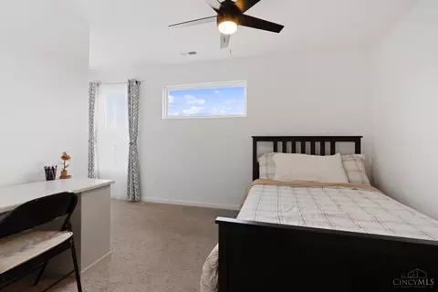 7873 Ellington Ct, Hamilton Township, OH 45039 photo 17