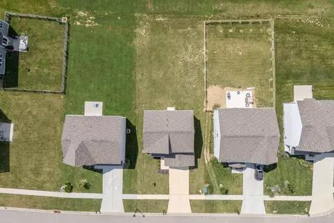 7873 Ellington Ct, Hamilton Township, OH 45039 photo 29