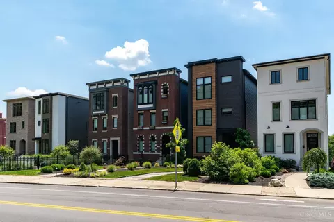 2485 Riverside Dr, Cincinnati, OH 45202