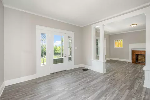 Entry Way - 2040 Ley Ave, Cincinnati, OH 45214 photo 2 of 2