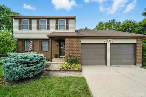 2979 Orchardknoll Ct, Cincinnati, OH 45239