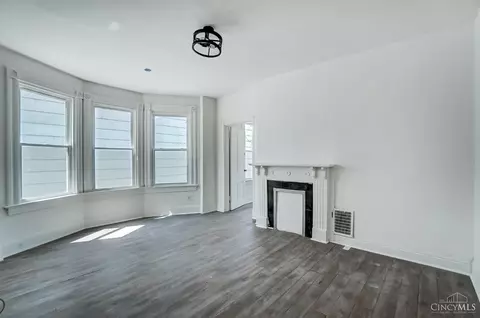 Living - 2228 Reading Rd, Cincinnati, OH 45202 photo 3 of 5