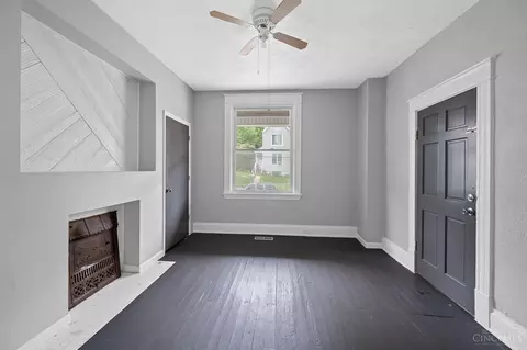 Living - 1230 Manss Ave, Cincinnati, OH 45205 photo 4 of 6