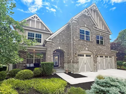 4972 Whispering Creek Ct, Maineville, OH 45039