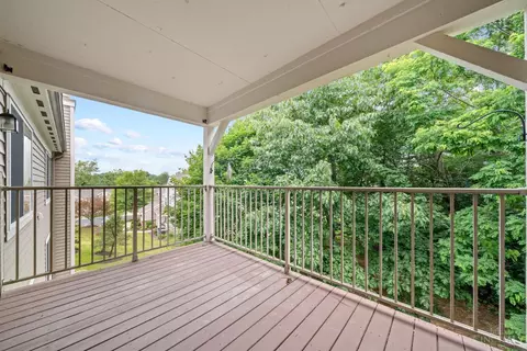 Exterior - 801 Southmeadow Cir, Cincinnati, OH 45231 photo 2 of 3