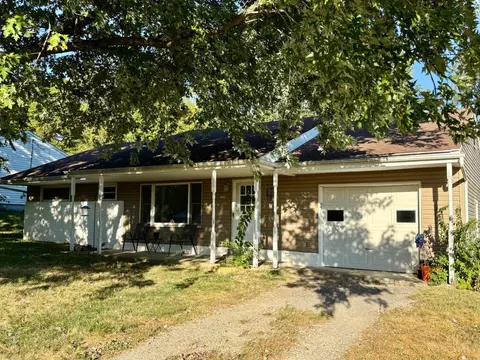 226 Woodland Dr, Hillsboro, OH 45133