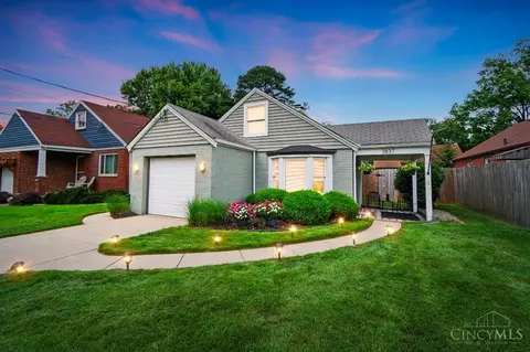 3837 Queen Crest Ave, Silverton, OH 45236