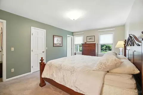 Bedroom - 9037 Winthrop Dr, Montgomery, OH 45249 photo 2 of 8