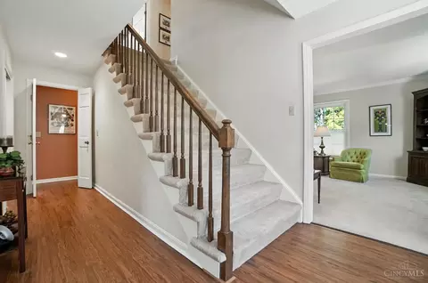 Entry Way - 9037 Winthrop Dr, Montgomery, OH 45249 photo 3 of 10