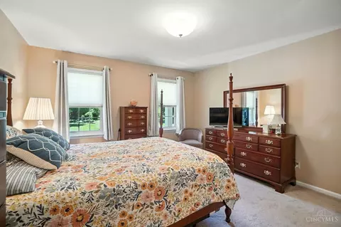 Bedroom - 9037 Winthrop Dr, Montgomery, OH 45249 photo 8 of 8