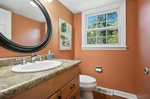 Bath - 9037 Winthrop Dr, Montgomery, OH 45249 photo 1 of 10