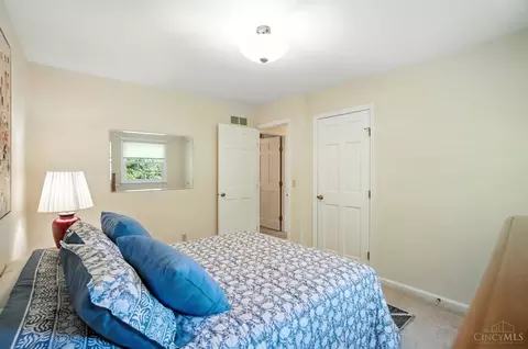 Bedroom - 9037 Winthrop Dr, Montgomery, OH 45249 photo 5 of 8
