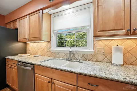 Kitchen - 9037 Winthrop Dr, Montgomery, OH 45249 photo 2 of 4