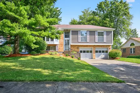 7972 Bearcreek Dr, Cincinnati, OH 45249