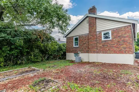 1939 Lawn Ave, Cincinnati, OH 45237 photo 23