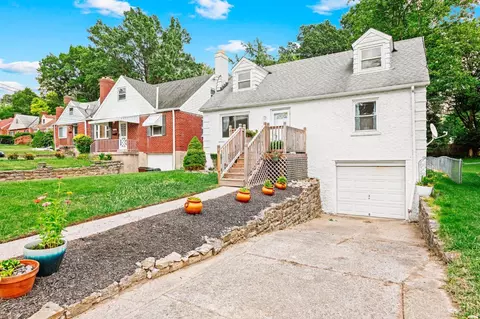 Exterior - 6226 Stover Ave, Golf Manor, OH 45237 photo 3 of 11