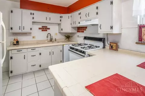 Kitchen - 3768 Darwin Ave, Cheviot, OH 45211 photo 2 of 4