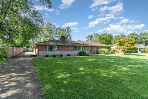 6145 Greenfield Dr, Mason, OH 45040