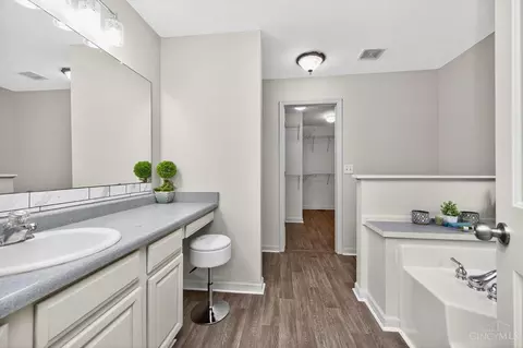 Bath - 1775 Huntley Rd, Goshen, OH 45122 photo 2 of 8