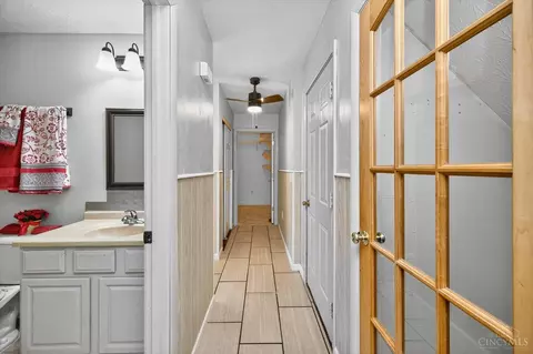 Entry Way - 1775 Huntley Rd, Goshen, OH 45122 photo 5 of 6
