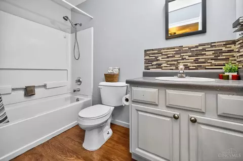 Bath - 1775 Huntley Rd, Goshen, OH 45122 photo 6 of 8