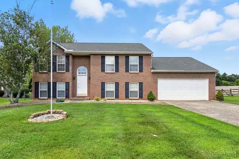 1412 Breckenridge Dr, Amelia, OH 45102