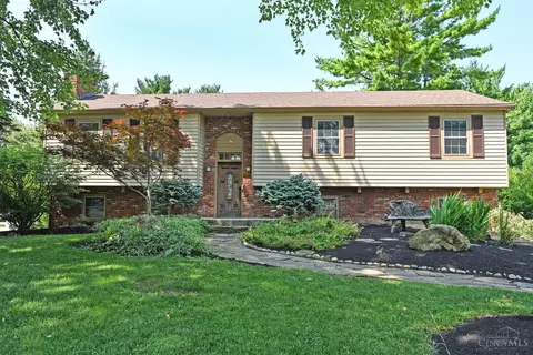 7764 Brookdale Dr, West Chester, OH 45069